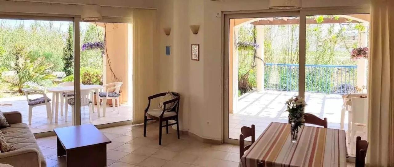 شقة Apartament Leon Maleme Do 6 Os. المظهر الخارجي الصورة